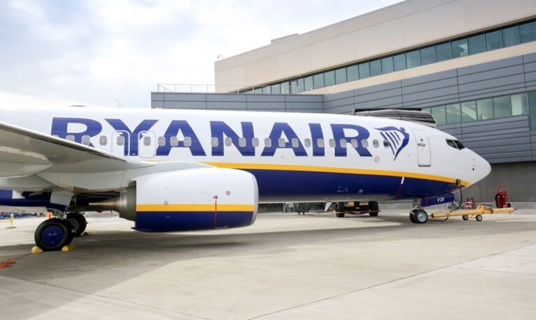 Ryanair Boeing 737-800