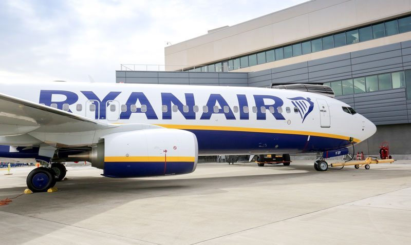 Boeing and Ryanair Celebrate Delivery of Airline’s 450th Next-Generation 737-800 Ryanair Boeing 737-800