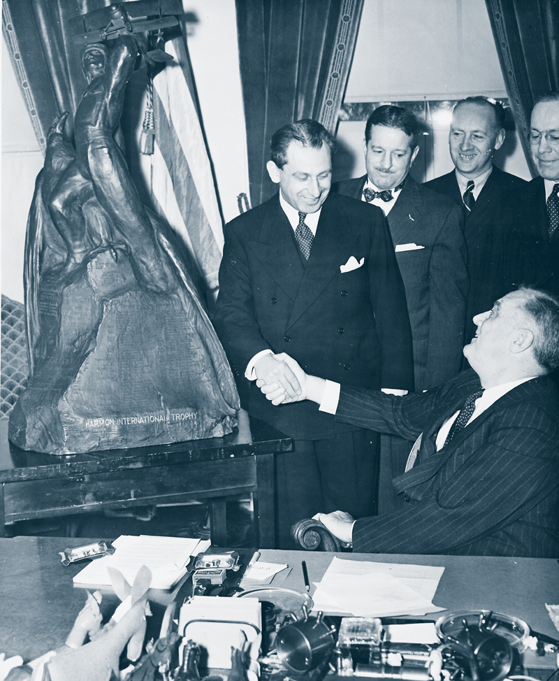 Alexander de Seversky and The Renaissance of American Airpower New York Airport de Seversky shaking-hands with President Franklin Roosevelt at the White House.