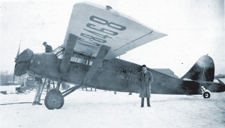 Stinson SM 1F NC8468 Metropolitan Airport News