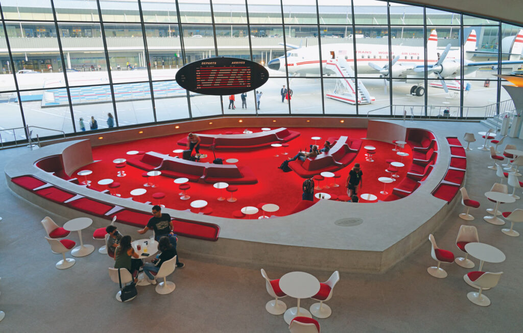 Delivering Hospitality New York Airport Sunken Lounge-TWA Hotel