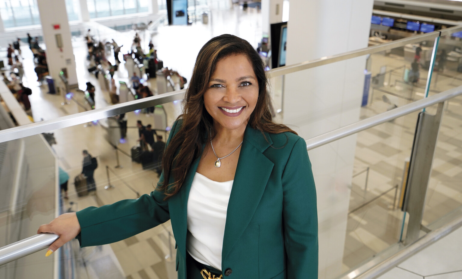 A Fresh Perspective On Airport Experience Suzette Noble, a Vantage Airport Group senior executive, is LaGuardia Gateway Partners Chief Executive Officer. She leads the delivery of an exceptional guest experience at LaGuardia Airport's Terminal B.