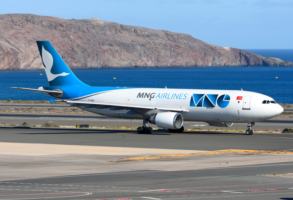 TC MNV Grand Canary Metropolitan Airport News