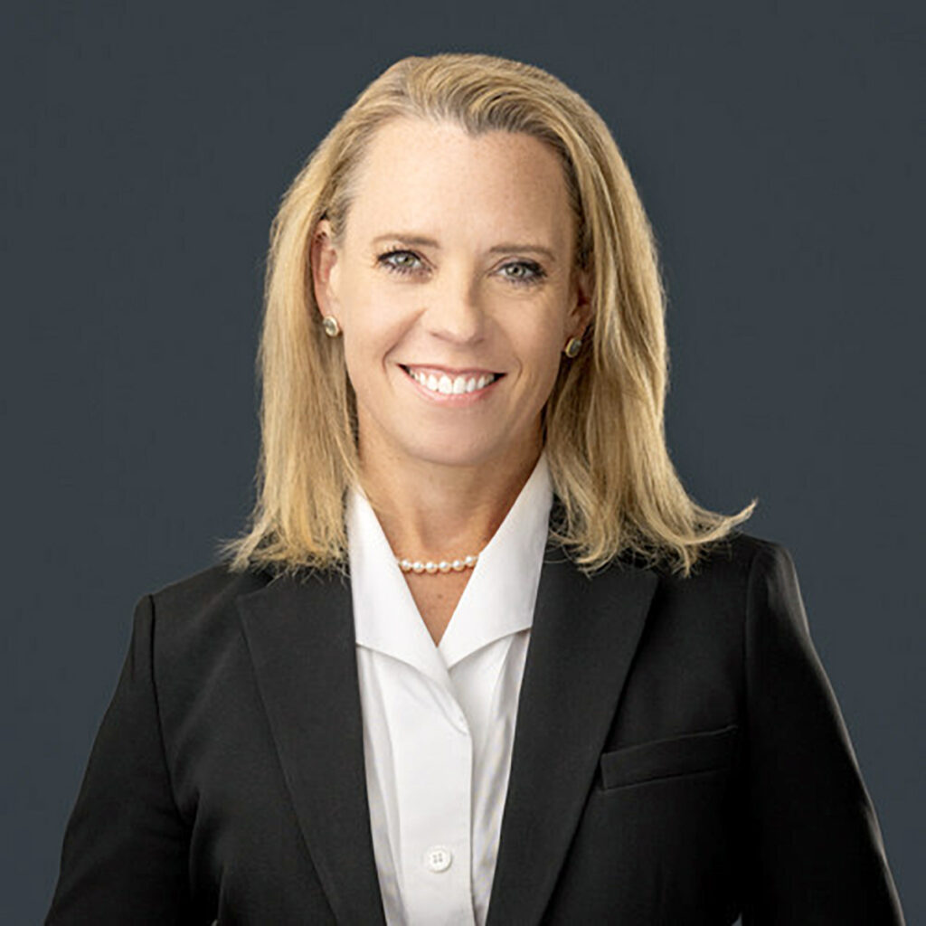 Katherine Whalen Joins TRAC Intermodal As EVP, Chief Legal Officer New York Airport Katherine Whalen, EVP, TRAC Intermodal