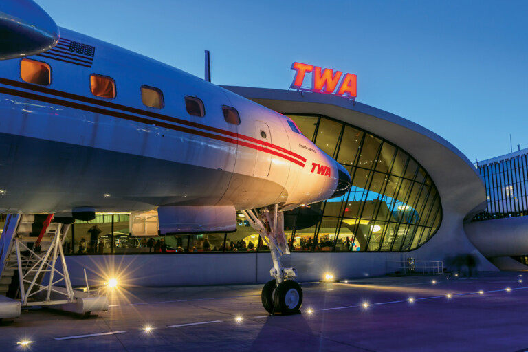 Metropolitan Airport Icons TWA Flight Center Hotel