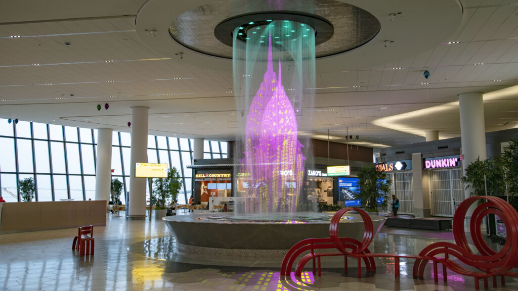 TermainlBWaterFeaturesChryslerBldg Metropolitan Airport News