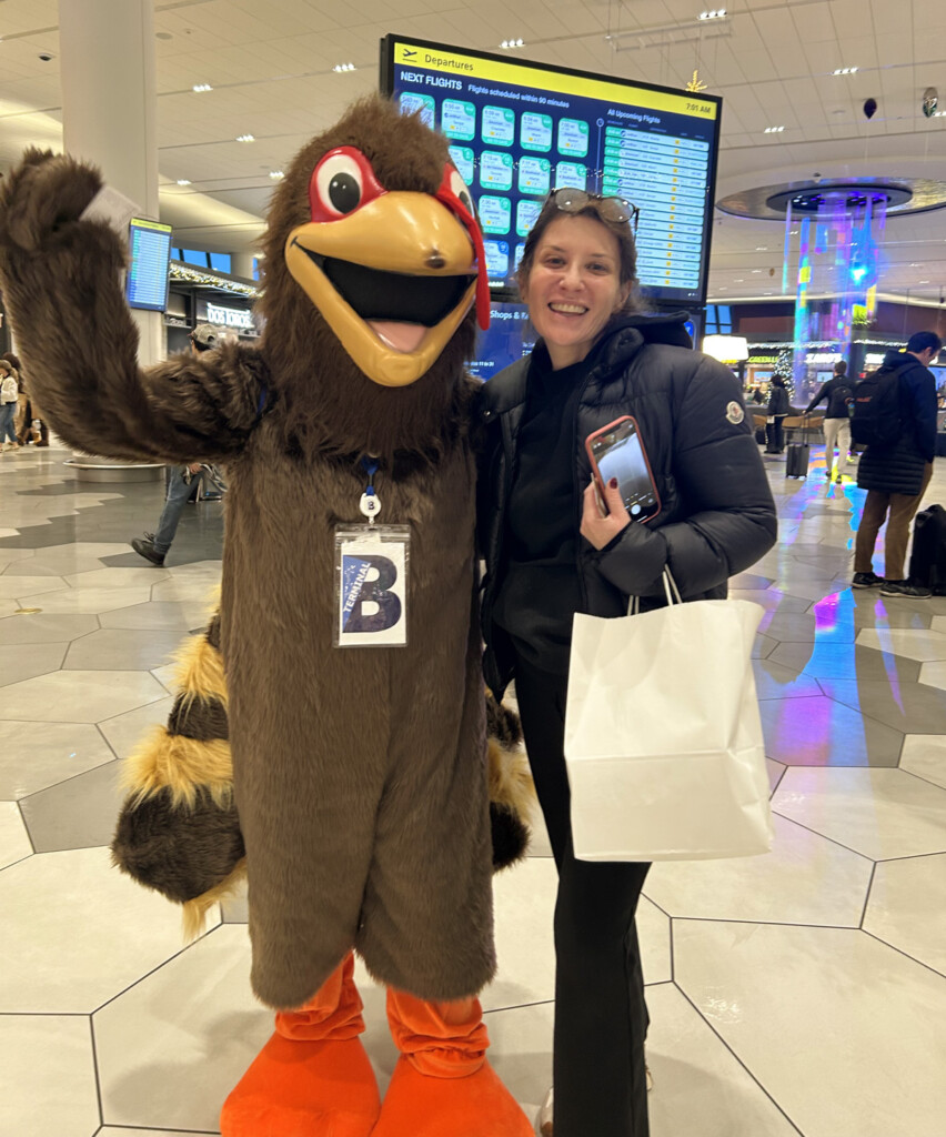 LGA Terminal B Turkey Greets Travelers New York Airport LGA Terminal-B Turkey with Guest