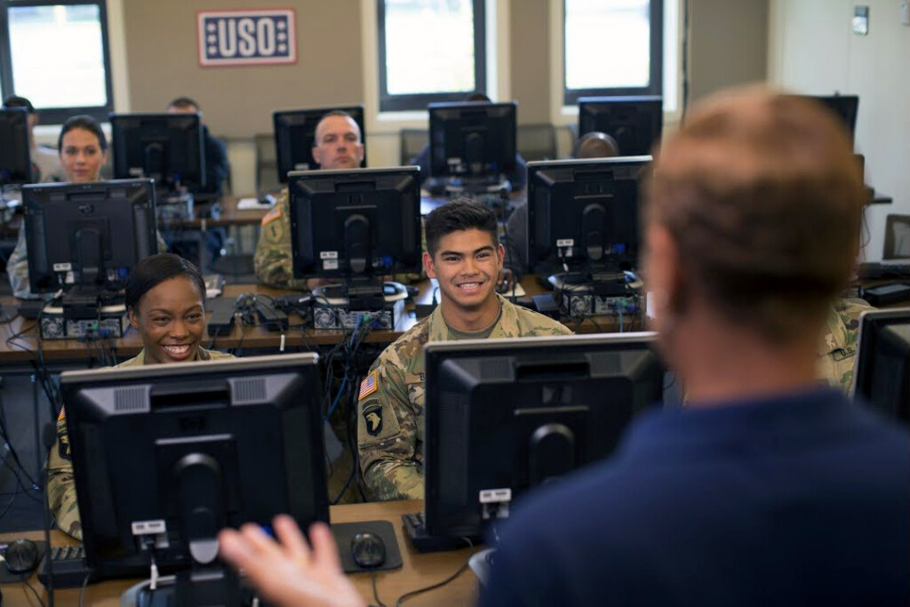 USO Announces USO Pathfinder Transition Program for Service Members USO Pathfinder Metropolitan Airport News