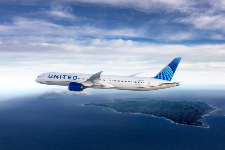 United Unveils Order to Purchase Up To 200 Boeing Widebodies United Airlines