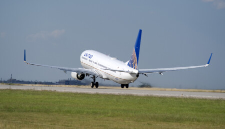 United Airlines Buys Flight Training School United Airlines Buys Flight Training School