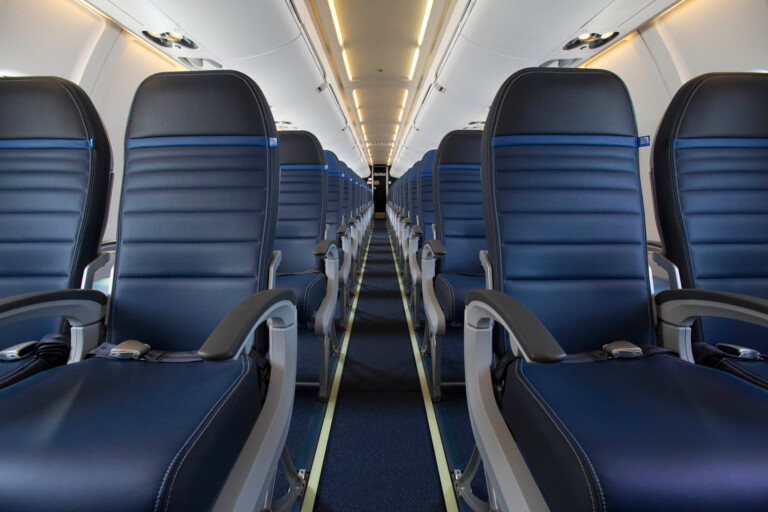 United Airlines to Maximize Ventilation System During Boarding and Deplaning United Airlines to Maximize Ventilation System During Boarding and Deplaning
