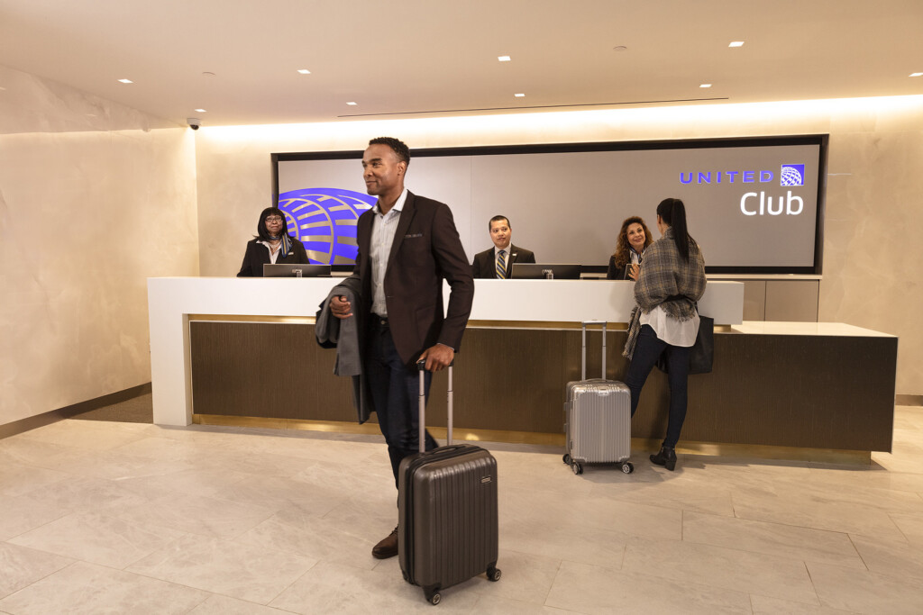 United Is First Legacy Carrier With Full Operations from the New LaGuardia Airport New York Airport United at New LaGuardia Airport 1 Metropolitan Airport News