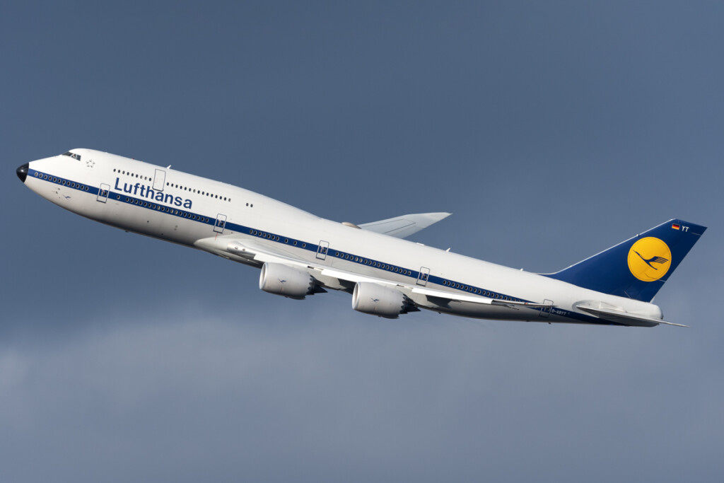 Vincenzo Pace Lufthansa Retro Livery Boeing 747 830 D ABYT 4 Metropolitan Airport News