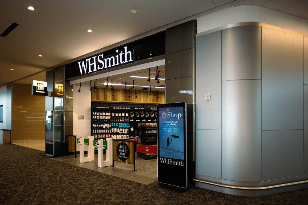 WHSmith LaGuardia Airport Terminal B