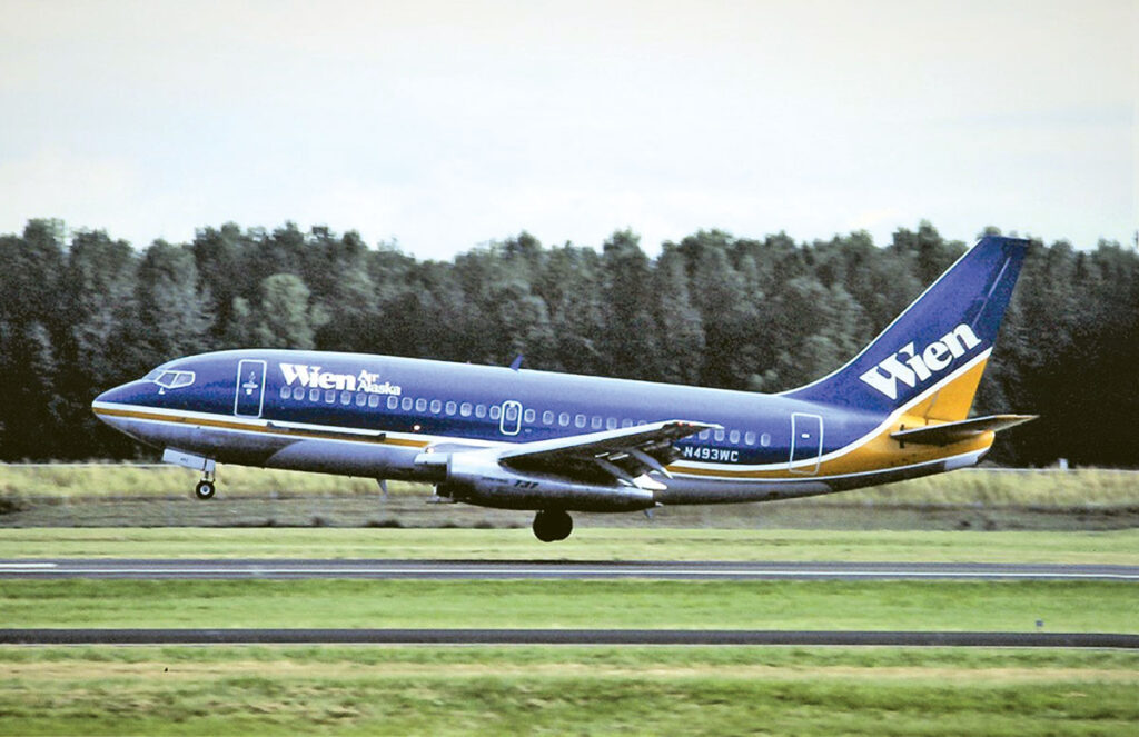 Boeing 737-200, circa 1983.