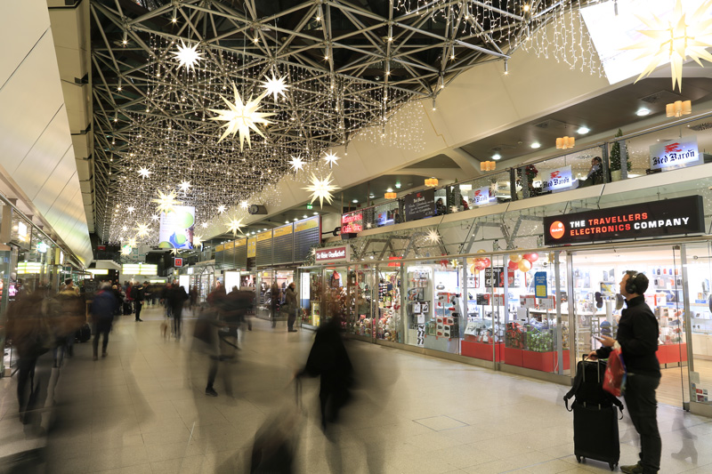 American Christmas by MK Illumination