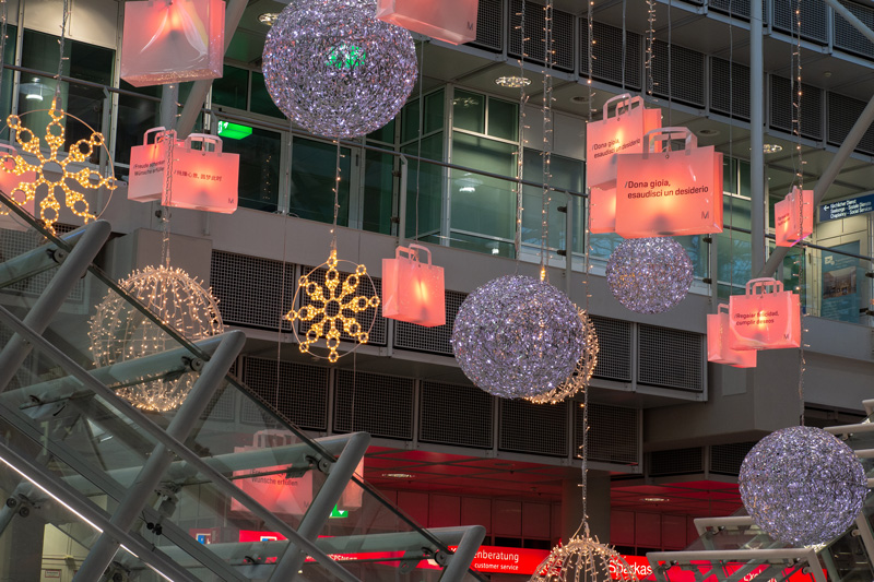 American Christmas by MK Illumination
