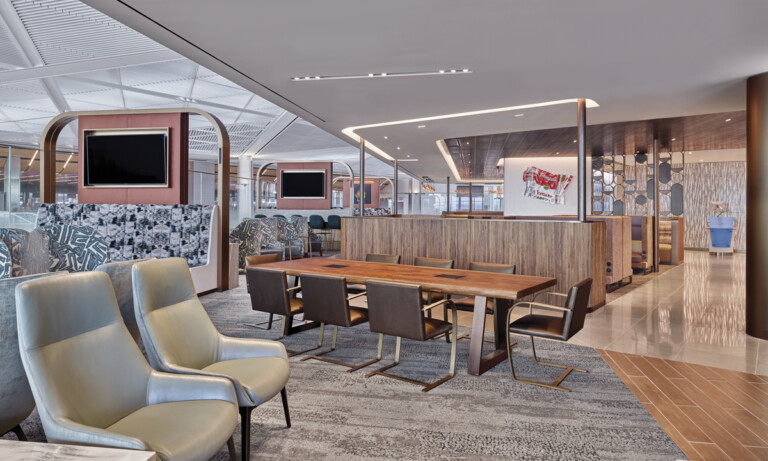 A uniquely open-air space, the EWR Terminal A Club features several acoustic systems designed to absorb the outside sounds of the airport so guests can enjoy a relaxing setting.