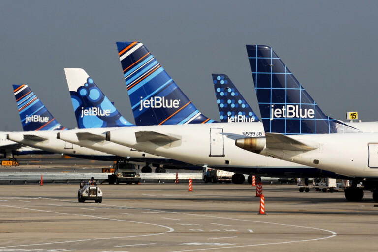 jetblue tailfins blueberries 1 Metropolitan Airport News