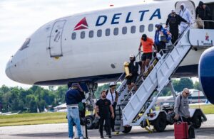 knicks arrival 1 Metropolitan Airport News