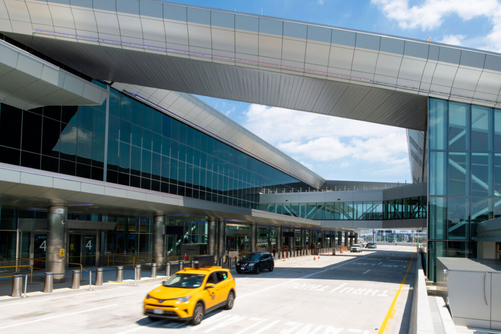 lga terminal c 01 Metropolitan Airport News