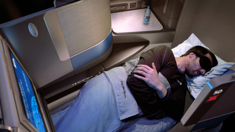 united polaris4 Metropolitan Airport News